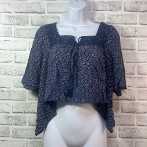 Hollister BOHO Style Crop Shirt Extra Small